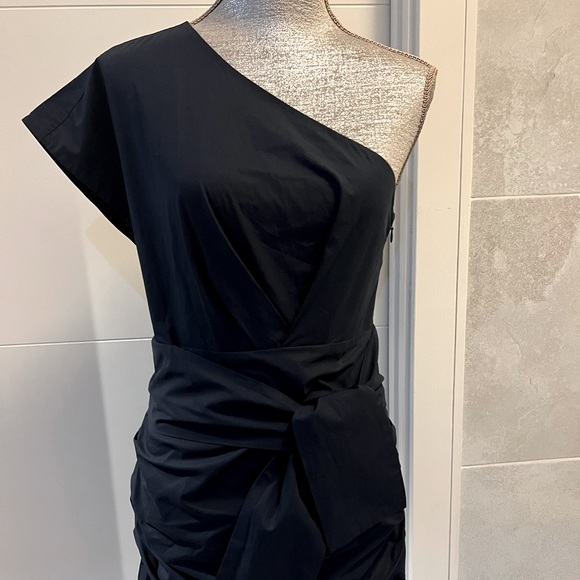 IO Crosby Derek Lam  new dress size 8 but run small. - Picture 1 of 4